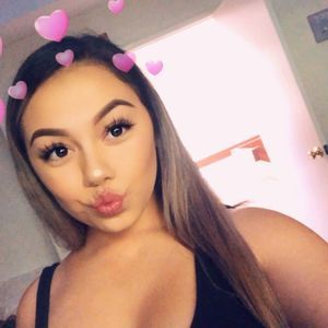 Meet your Posher, Lina